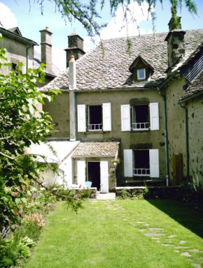 Гостиница Chambre d'Hôtes La Maison de Barrouze  Салер